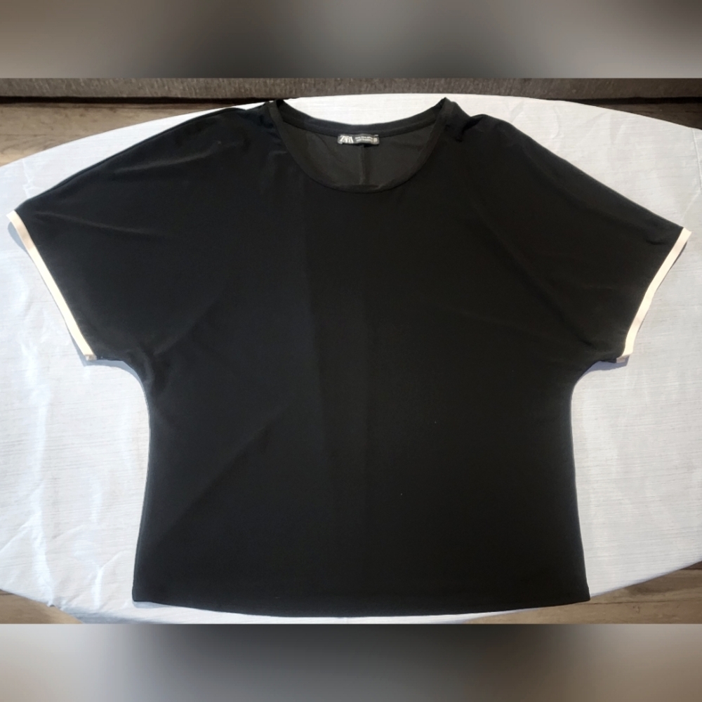 Zara Large Black Blouse Cream 1/2 inch trim on seller ends .